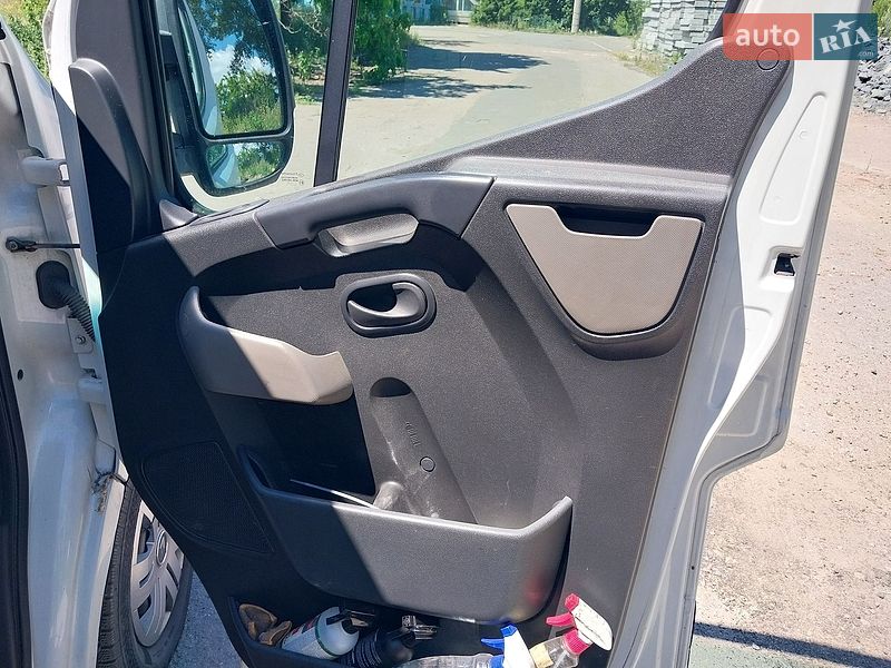Грузовой фургон Renault Master 2011 в Киеве