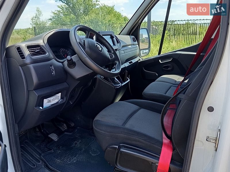 Вантажний фургон Renault Master 2021 в Калуші