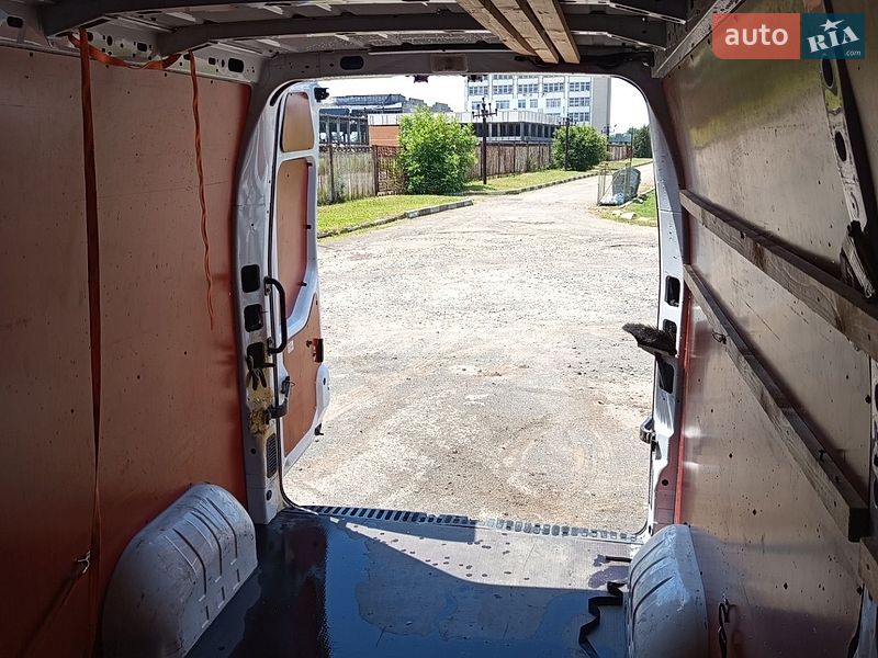 Вантажний фургон Renault Master 2021 в Калуші