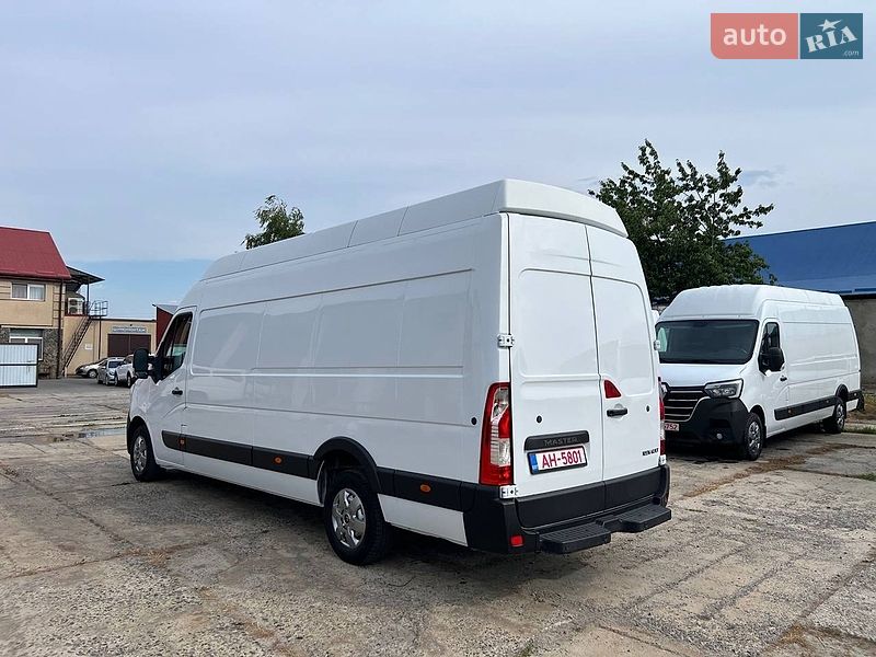Грузовой фургон Renault Master 2022 в Владимире