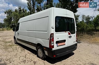 Вантажний фургон Renault Master 2015 в Полтаві