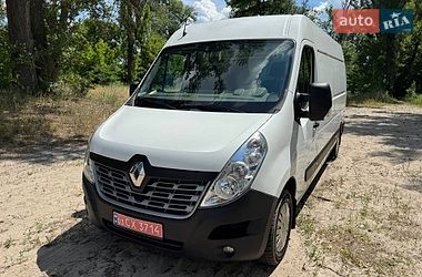 Вантажний фургон Renault Master 2015 в Полтаві