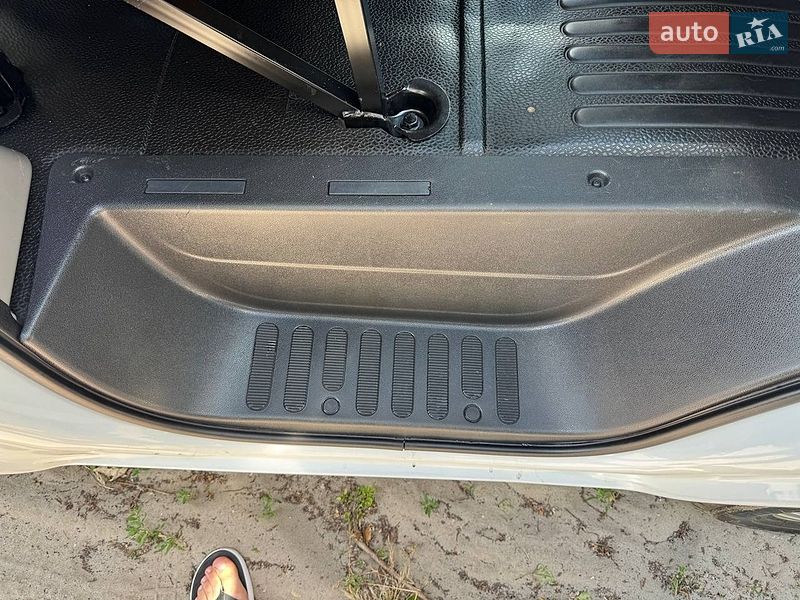 Грузовой фургон Renault Master 2015 в Полтаве
