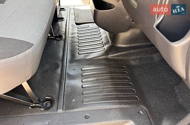 Вантажний фургон Renault Master 2015 в Полтаві