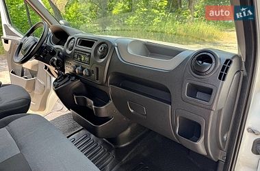 Грузовой фургон Renault Master 2015 в Полтаве