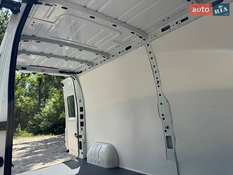 Грузовой фургон Renault Master 2015 в Полтаве