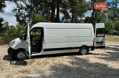 Грузовой фургон Renault Master 2015 в Полтаве