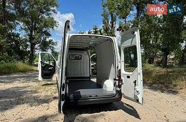Вантажний фургон Renault Master 2015 в Полтаві