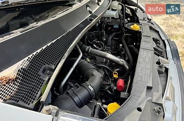 Вантажний фургон Renault Master 2015 в Полтаві