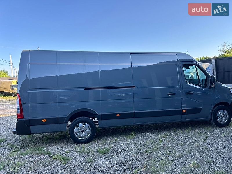 Вантажний фургон Renault Master 2022 в Хусті
