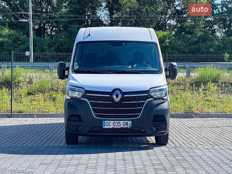 Вантажний фургон Renault Master 2021 в Рівному