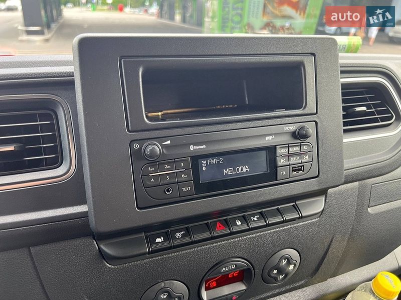 Грузовой фургон Renault Master 2023 в Киеве