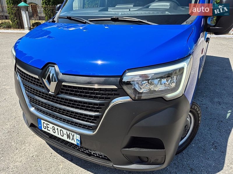 Грузовой фургон Renault Master 2022 в Дубно