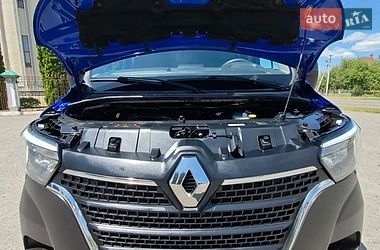 Грузовой фургон Renault Master 2022 в Дубно