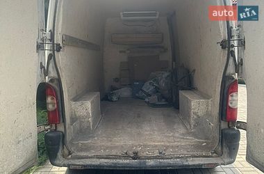Микроавтобус грузовой (до 3,5т) Renault Master 2005 в Николаеве