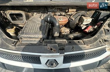 Микроавтобус грузовой (до 3,5т) Renault Master 2005 в Николаеве