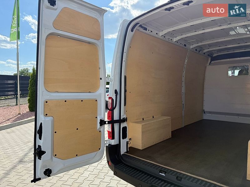 Вантажний фургон Renault Master 2021 в Луцьку