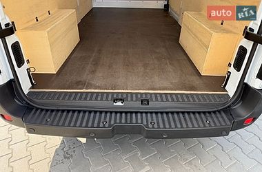 Вантажний фургон Renault Master 2021 в Луцьку