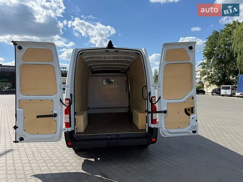 Вантажний фургон Renault Master 2021 в Луцьку