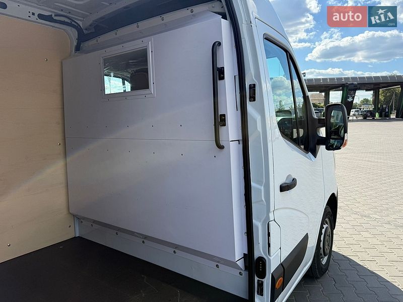 Вантажний фургон Renault Master 2021 в Луцьку