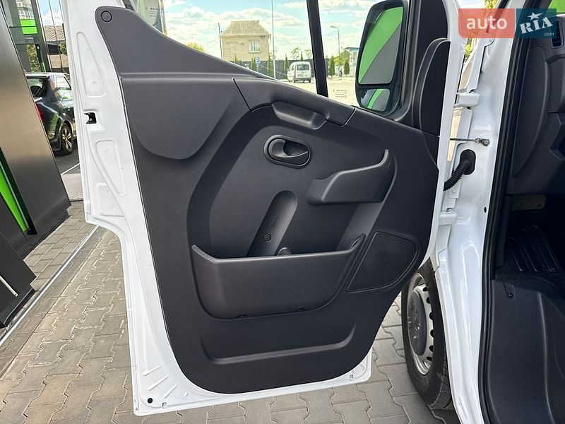 Вантажний фургон Renault Master 2021 в Луцьку