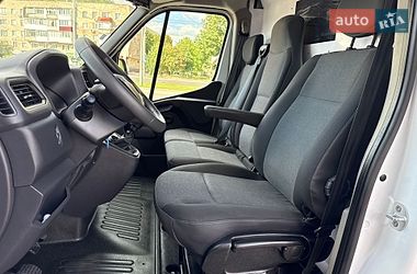 Вантажний фургон Renault Master 2021 в Луцьку
