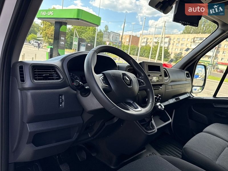 Вантажний фургон Renault Master 2021 в Луцьку