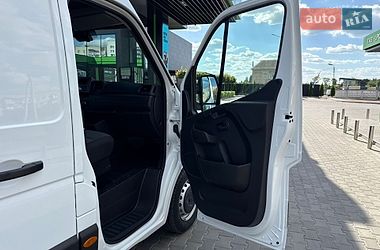 Вантажний фургон Renault Master 2021 в Луцьку