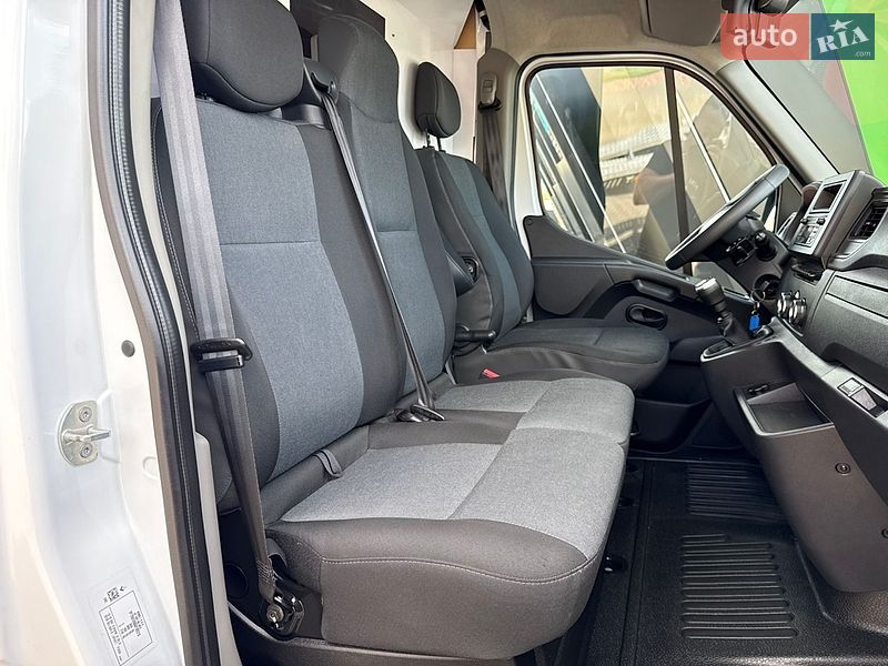 Вантажний фургон Renault Master 2021 в Луцьку