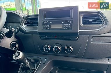 Вантажний фургон Renault Master 2021 в Луцьку
