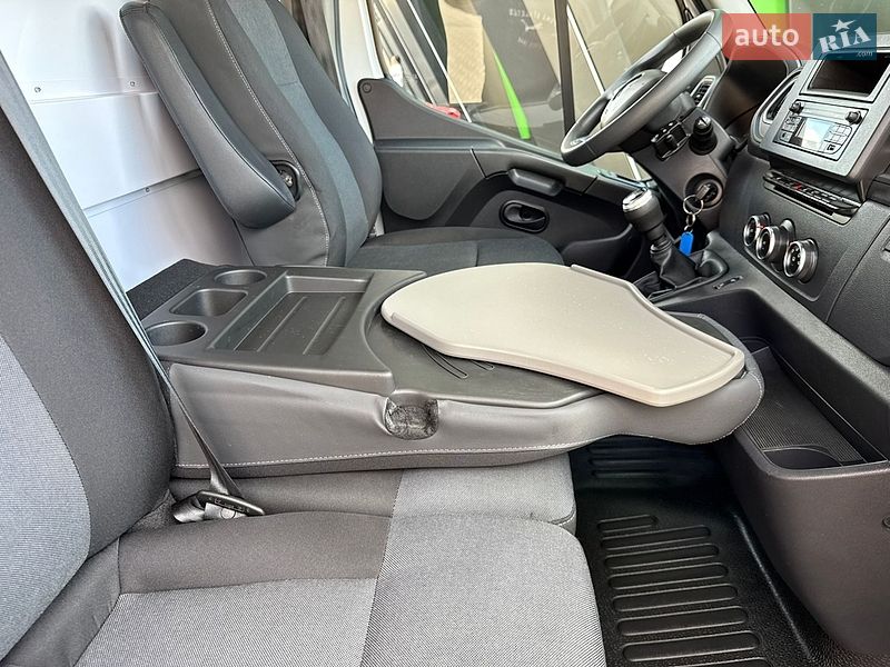 Вантажний фургон Renault Master 2021 в Луцьку