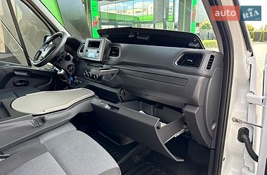 Вантажний фургон Renault Master 2021 в Луцьку