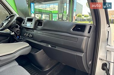Вантажний фургон Renault Master 2021 в Луцьку