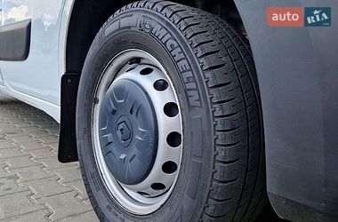Грузовой фургон Renault Master 2021 в Киеве фото 12 Грузовой фургон Renault Master 2021 в Киеве