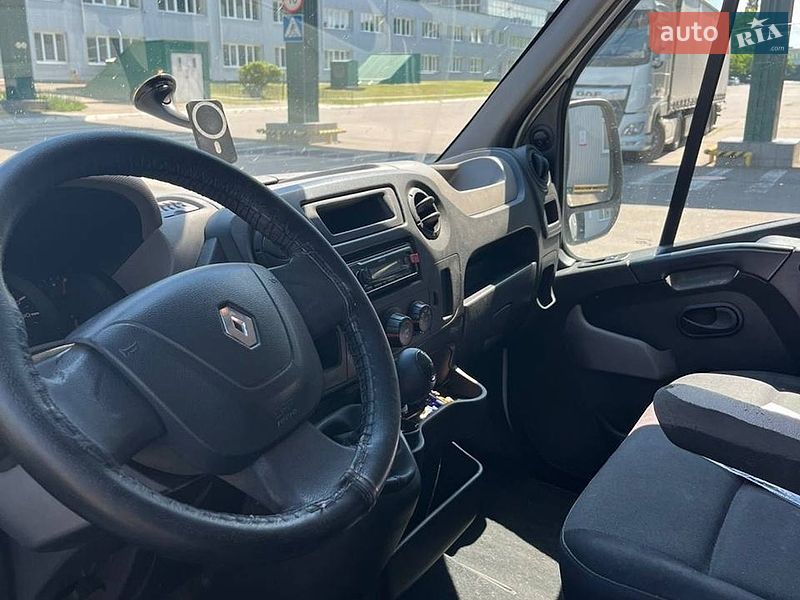 Інші вантажівки Renault Master 2017 в Черкасах