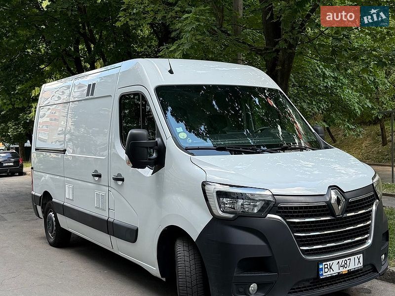 Renault Master 2021