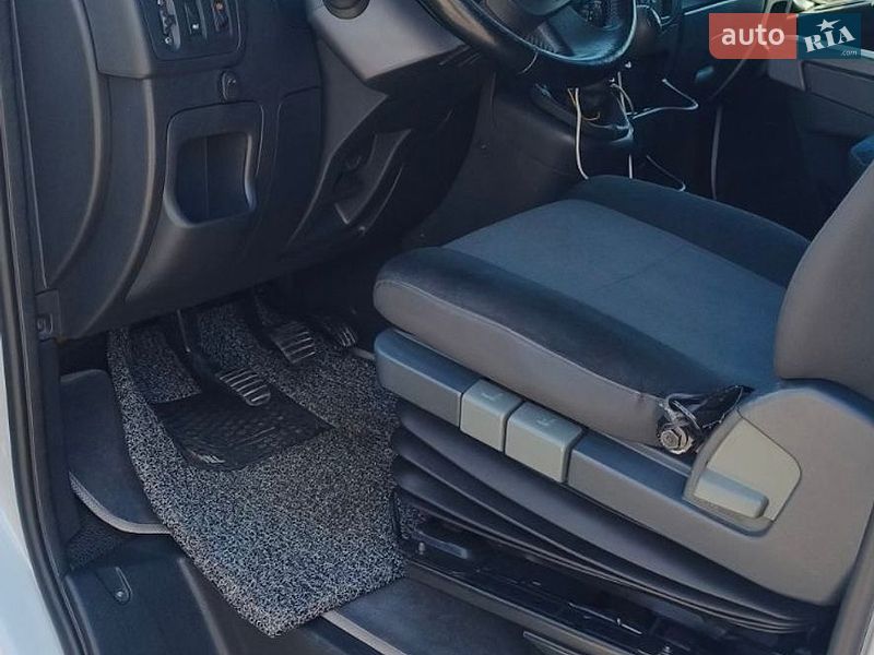 Автовоз Renault Master 2017 в Кам'янець-Подільському