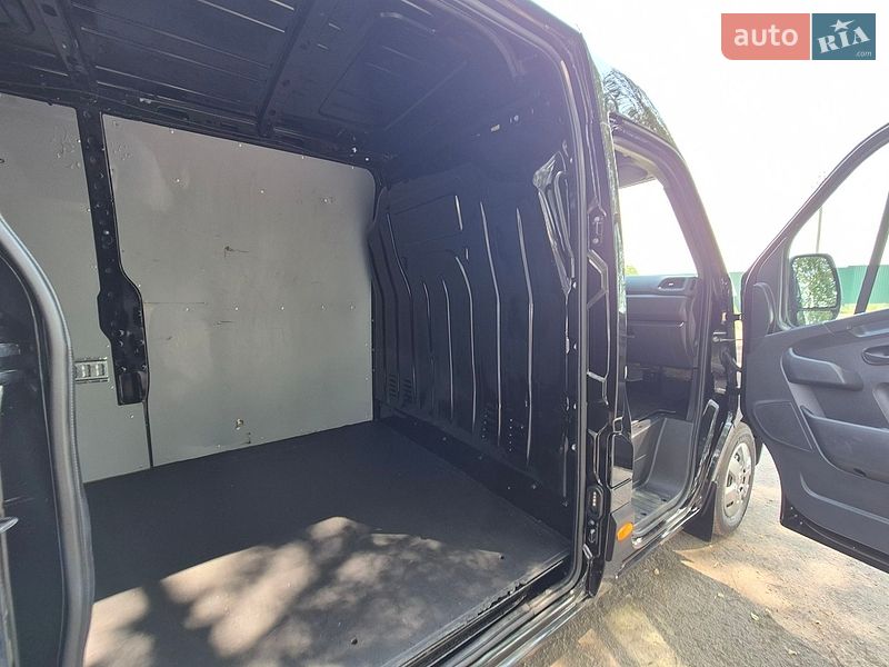Грузовой фургон Renault Master 2020 в Дубно