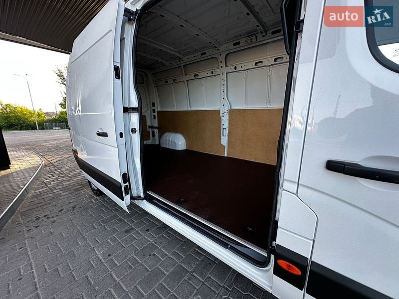 Вантажопасажирський фургон Renault Master 2024 в Ковелі