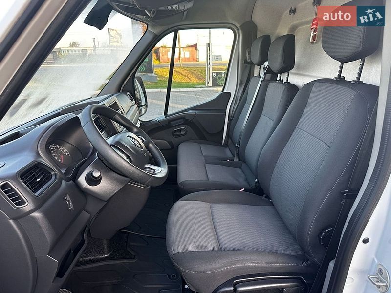 Вантажопасажирський фургон Renault Master 2024 в Ковелі