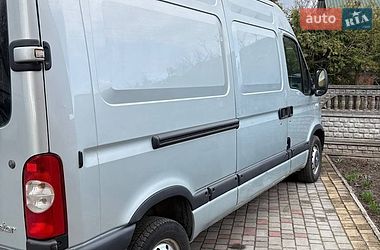 Грузовой фургон Renault Master 2006 в Рава-Русской