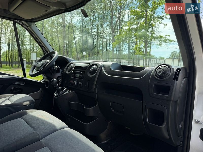 Вантажний фургон Renault Master 2019 в Ковелі