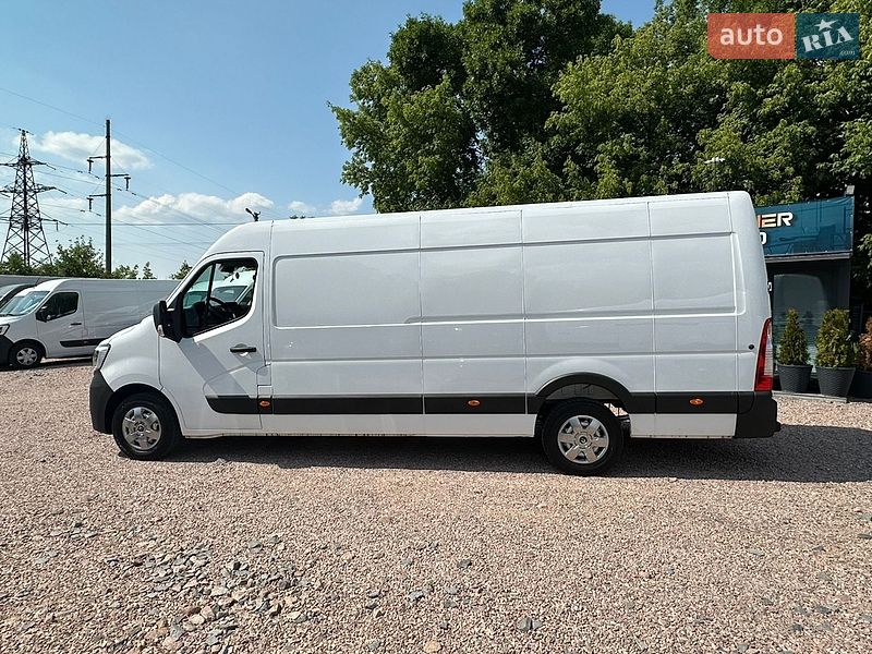 Грузовой фургон Renault Master 2023 в Ровно
