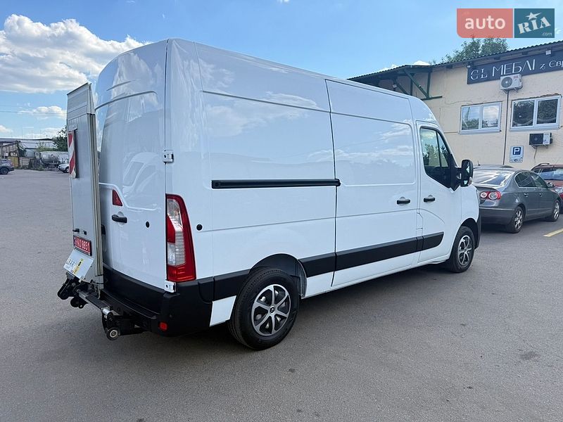 Грузовой фургон Renault Master 2022 в Луцке