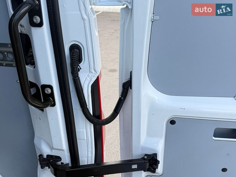 Грузовой фургон Renault Master 2022 в Луцке