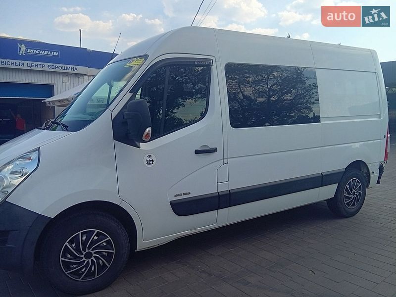 Мікроавтобус Renault Master 2015 в Кривому Розі