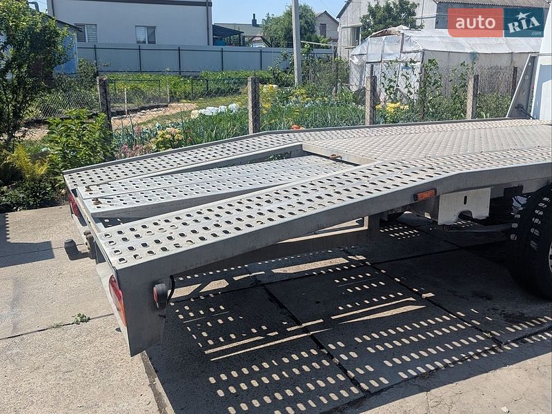 Автовоз Renault Master 2011 в Ровно