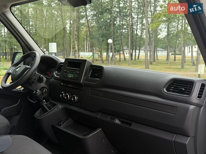Грузовой фургон Renault Master 2023 в Ковеле