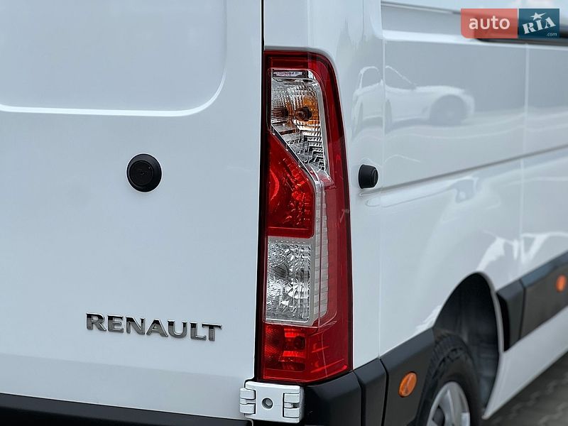 Грузовой фургон Renault Master 2023 в Дубно