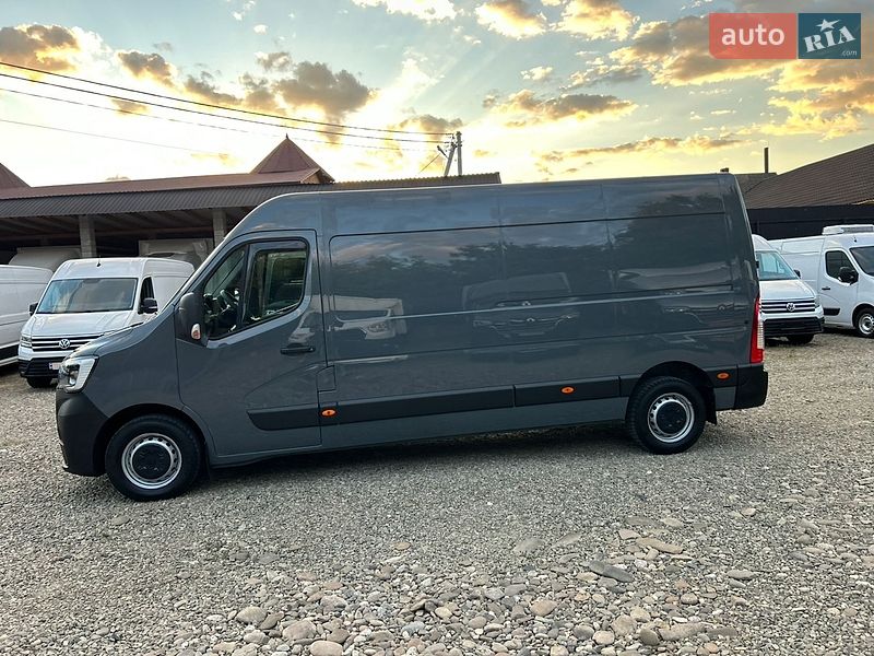 Грузовой фургон Renault Master 2021 в Хусте